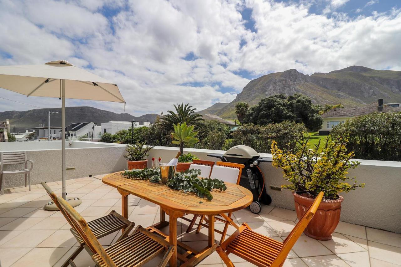 Hermanus Beachfront Lodge - Solar Power Kültér fotó