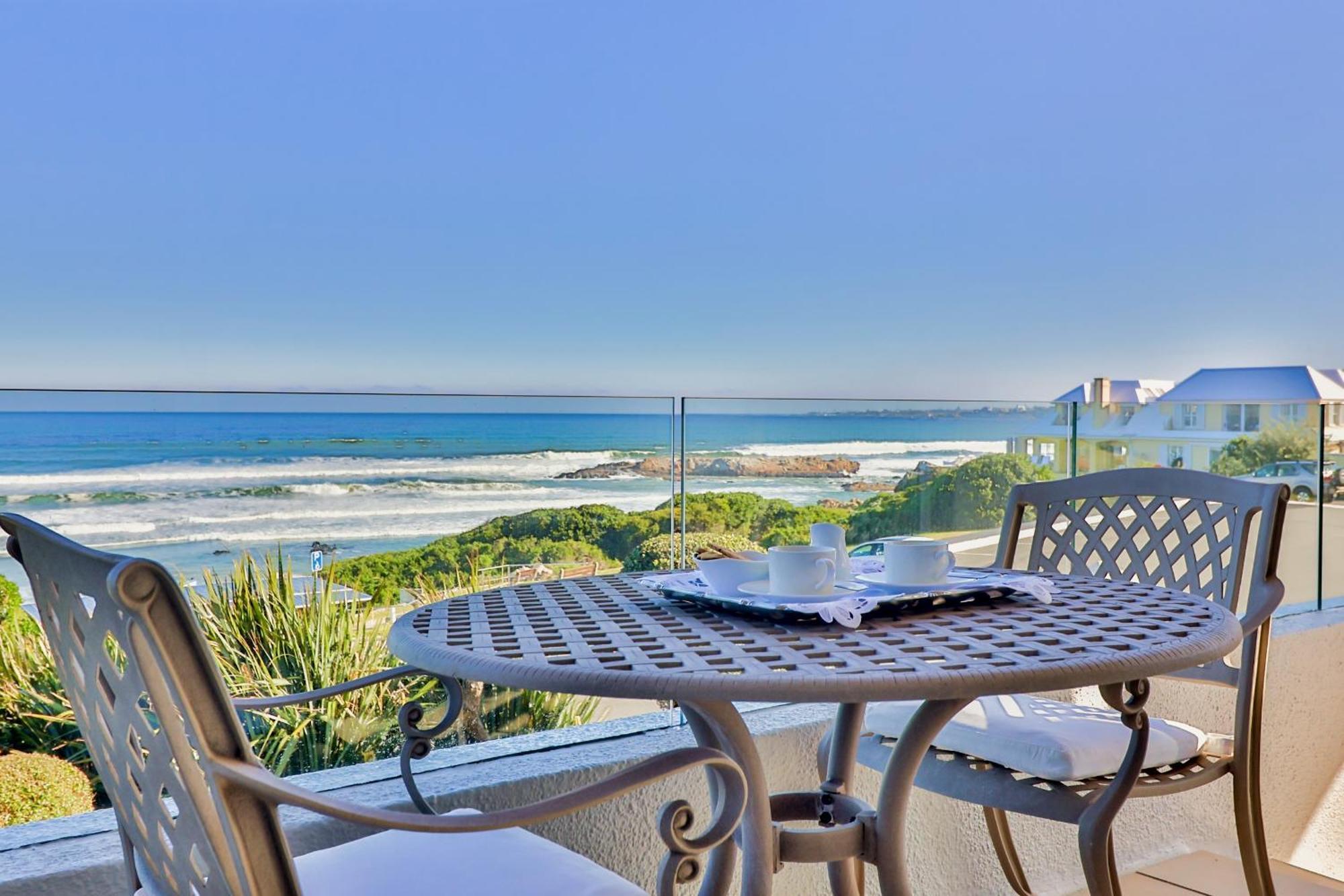 Hermanus Beachfront Lodge - Solar Power Kültér fotó